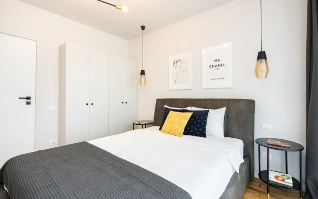 Superb City View - Bright & Stylish - 2BR