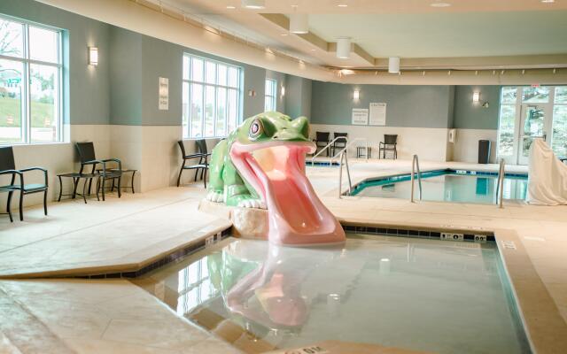Holiday Inn Express & Suites Winona by IHG