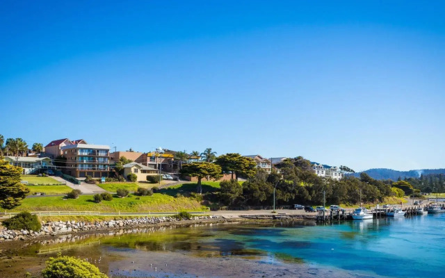 Pacific Pines Unit 4