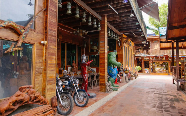 Klong Suan Plu Resort