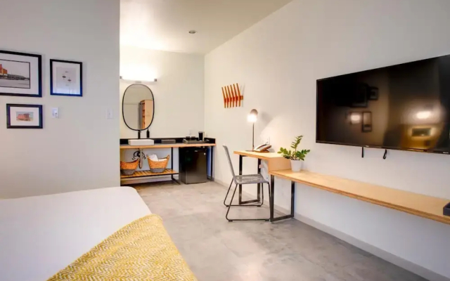 The Monterey Motel