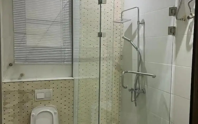 The Azaria Hotel & Apartments