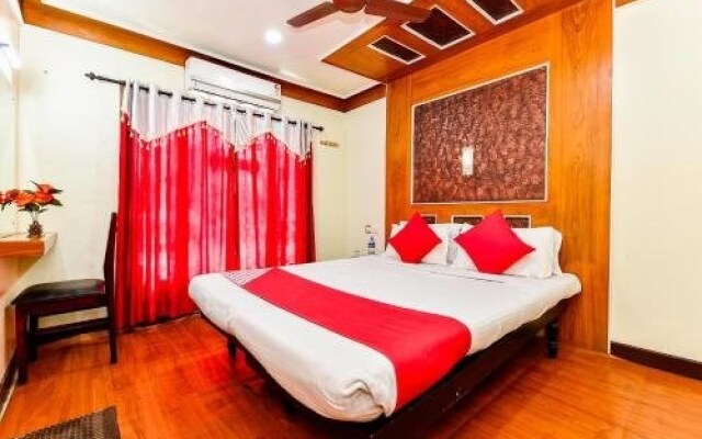 OYO 28400 Relax In Kerala Pamba 3bhk Sharing Houseboat