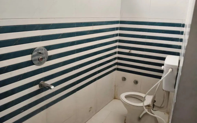 Arora Paying Guest House
