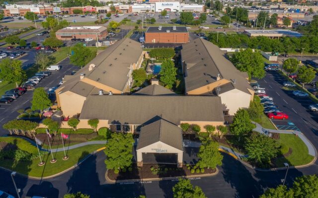 Courtyard Chattanooga Hamilton Place I-75