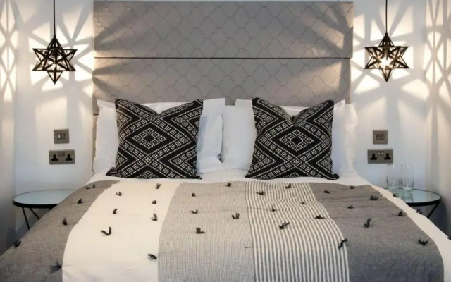 Blackbird Luxury Apartments Room 5