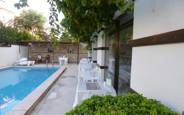 Bayram Hotel