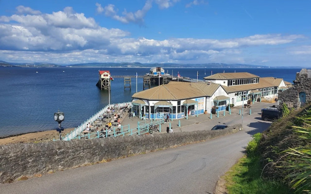 The Mumbles - Bungalow - 2 Bedrooms - Pet Friendly