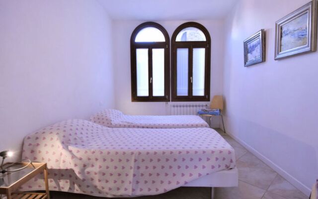 Apartment Casanas Venice 36127