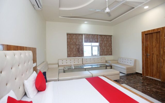 Tandoori Veg Hotel by OYO Rooms