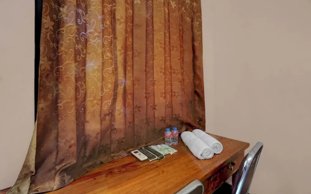 OYO 94899 Nilskost Syariah Near Upn