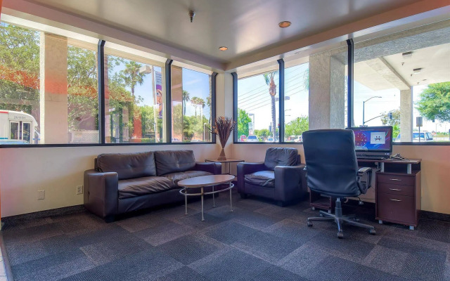 Motel 6 Anaheim Maingate