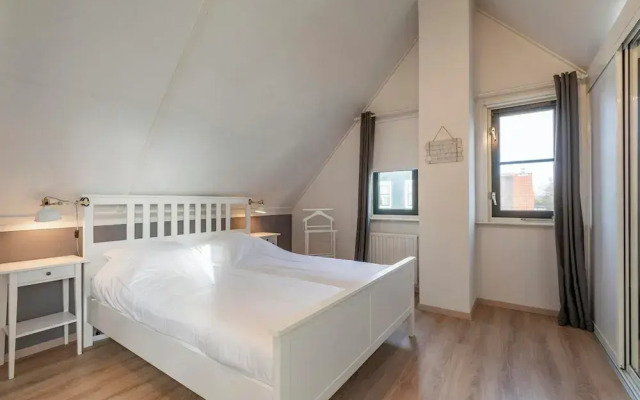 Dutch Beach Hideaway w/ Parking