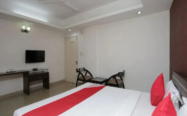 Hotel Abhinav Palace by OYO Rooms