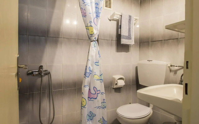 Erato Studios & Apartments