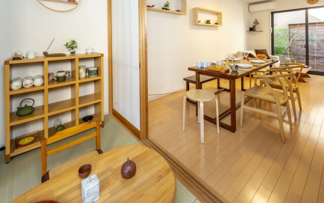 Hibiki House
