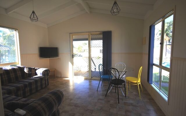 Amaroo Resort