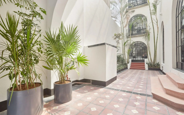 Santa Casa by Tasman