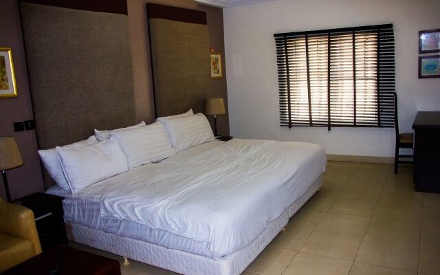 Chelsea Suites Annex