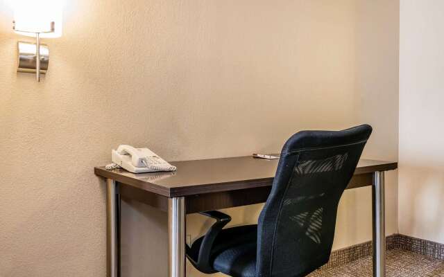 Comfort Suites Miamisburg - Dayton South