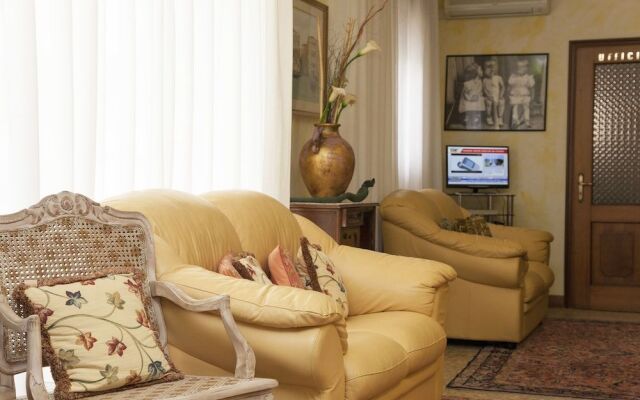 Hotel Fides