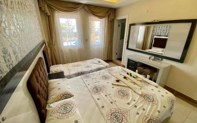 Yalçın Hotel