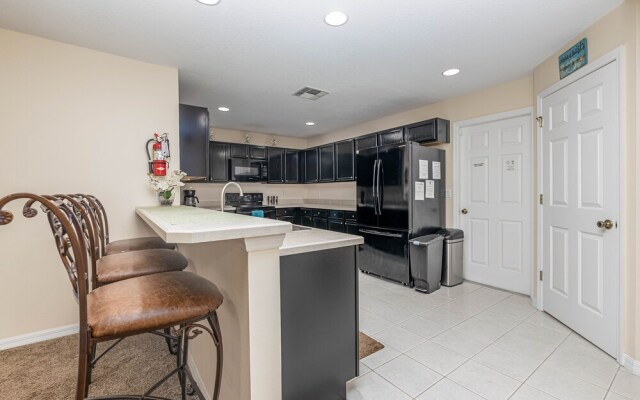 207lw 4 Bedroom Villa by Redawning