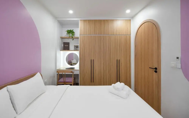 Moonlit Suites Hotel