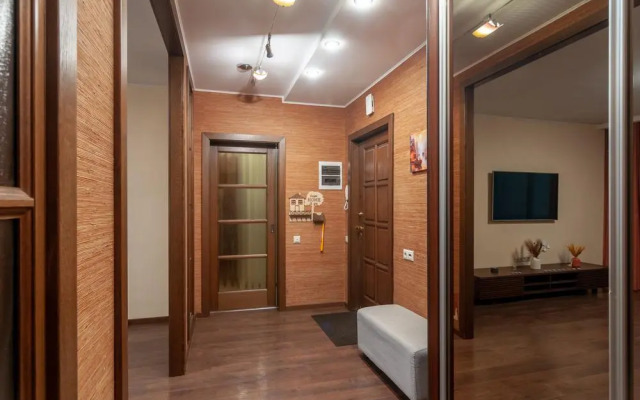 Home (Хоум) на улице Побежимова 11