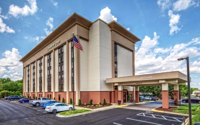 Hampton Inn Charlotte - University Place