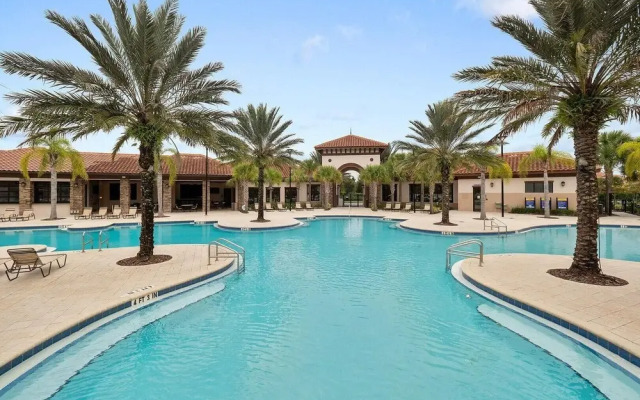 6100bod-solterra Resort