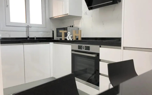 T&H Ancora Family Apartment