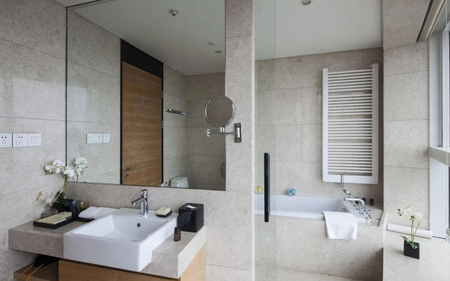 Qingdao Majesty Mansion Hotel
