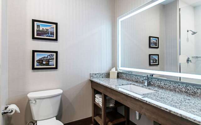 Comfort Suites Grove City - Columbus South