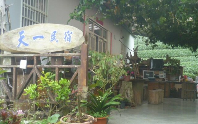 Tianyi Guest House