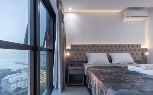 MHFA Studios em Prédio Luxuoso Vista Mar