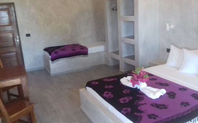 White Dream Lodge & Restaurant