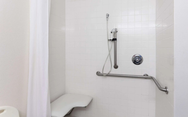 Microtel Inn & Suites by Wyndham Wellton