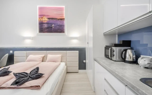 Lucky 50 Apartment