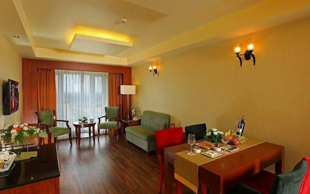 La Classic Hotel