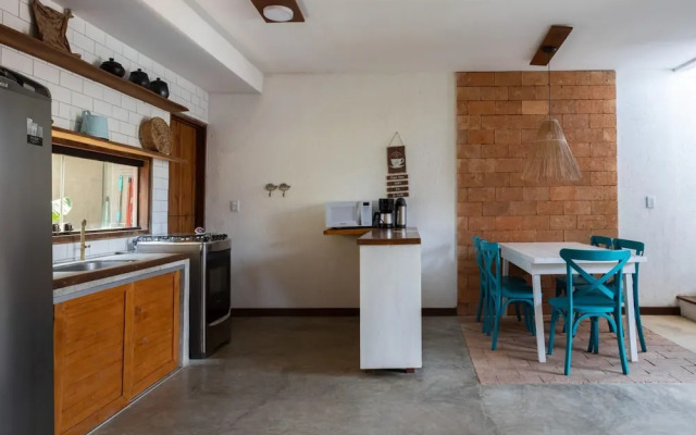 Maravilhosa Casa com Piscina em Frente Praia