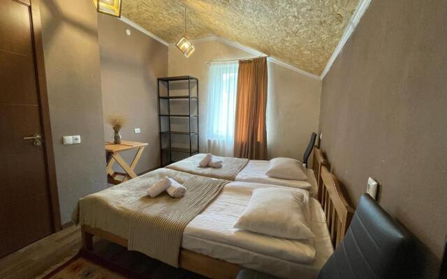 Hotel Dari