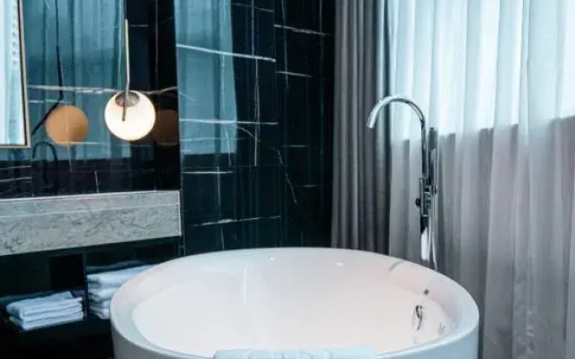 Jinlei Hotel Plus