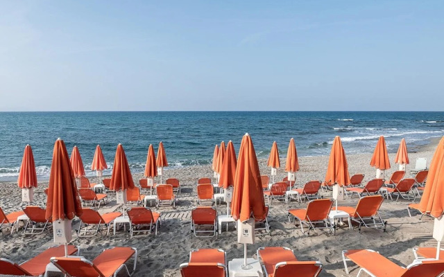 Angela Beach