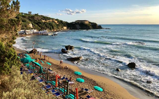 TOSCANA TOUR - Casa Bianca Villa swimming pool with sea view, fenced garden, barbecue