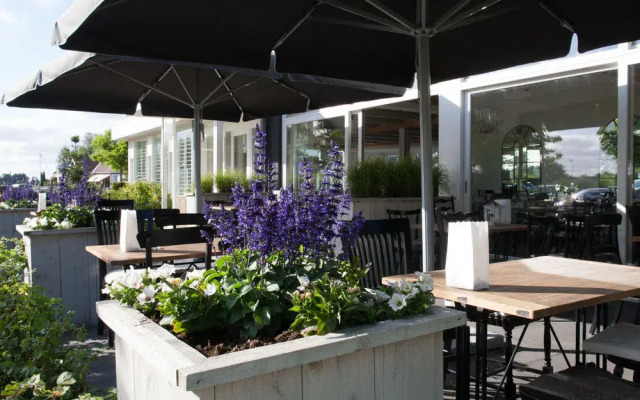 Harbour Club Terherne