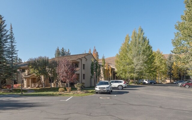 Ridge Condominiums 2685 by RedAwning