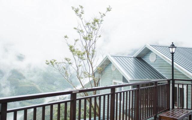 Cloud Villa