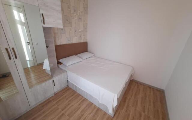 Leo Group Apartment 21-03 Elegance Batumi