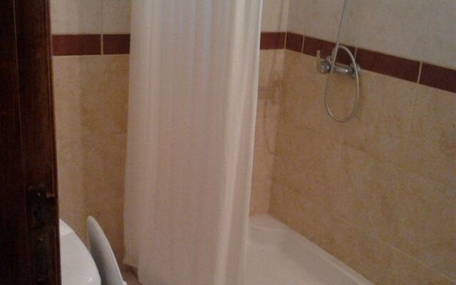 Guesthouse Casadoalto - Ex Casabranca